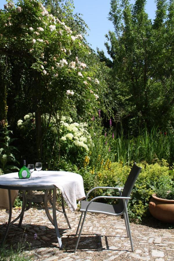 Ferienwohnung Gartenreich Obereisenheim Buitenkant foto