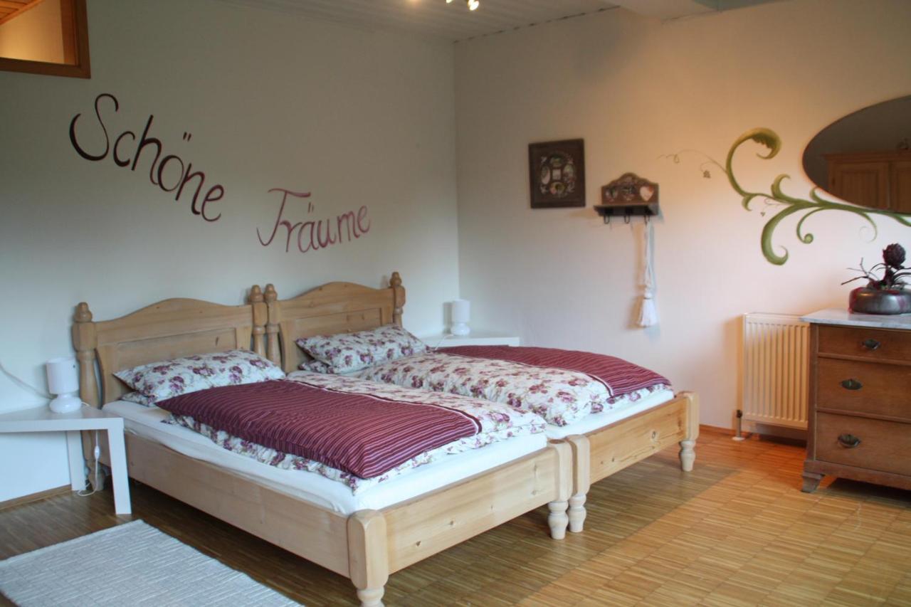 Ferienwohnung Gartenreich Obereisenheim Buitenkant foto